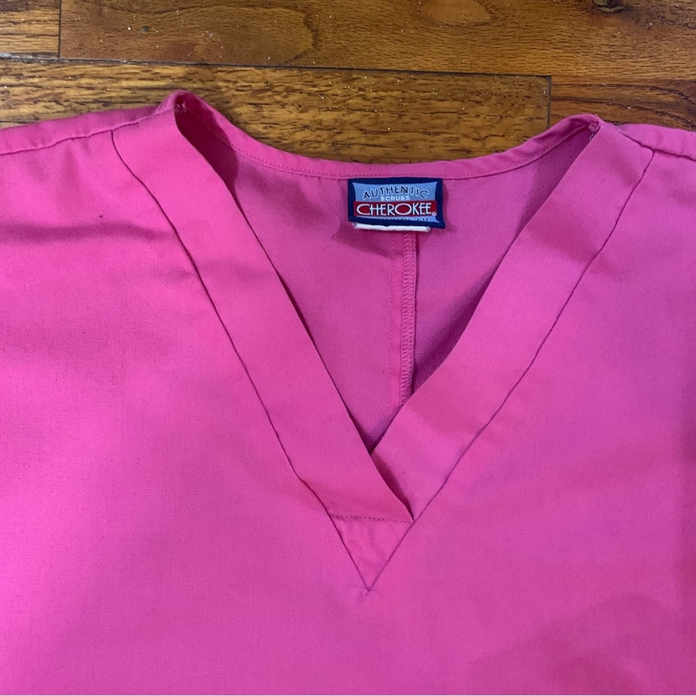 Cherokee Scrubs Workwear Bright Pink Scrubs Top Shirt Healthcare Medical Dental - Picture 7 of 13